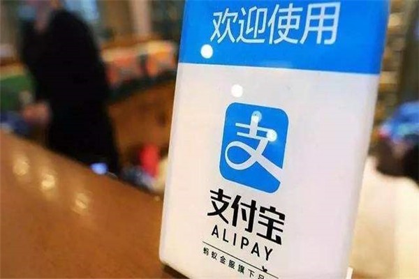 想问问大家觉得现在网上的交友软件找对象靠谱吗？还有就是想问问大家的对象都是怎么来的？